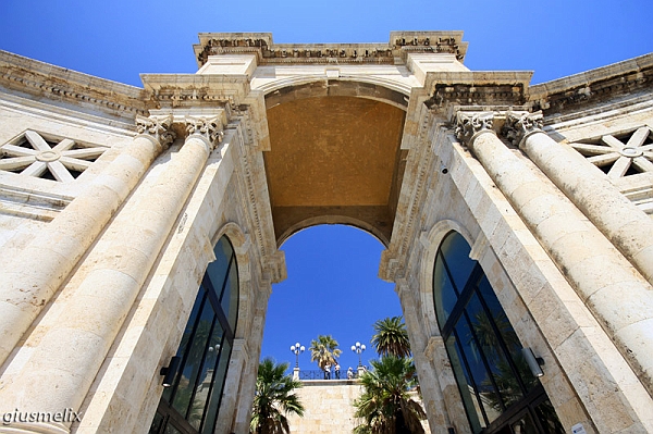 Bastione di Saint Remy (40D_6484_1rid).jpg